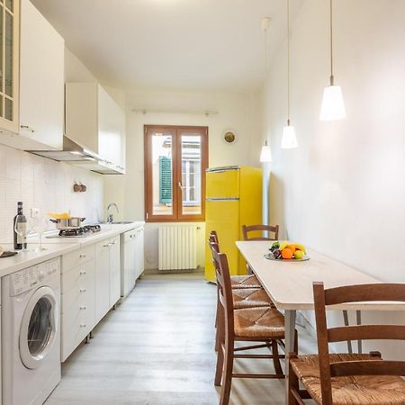 Santo Spirito 2 Bedrooms ฟลอเรนซ์ ภายนอก รูปภาพ