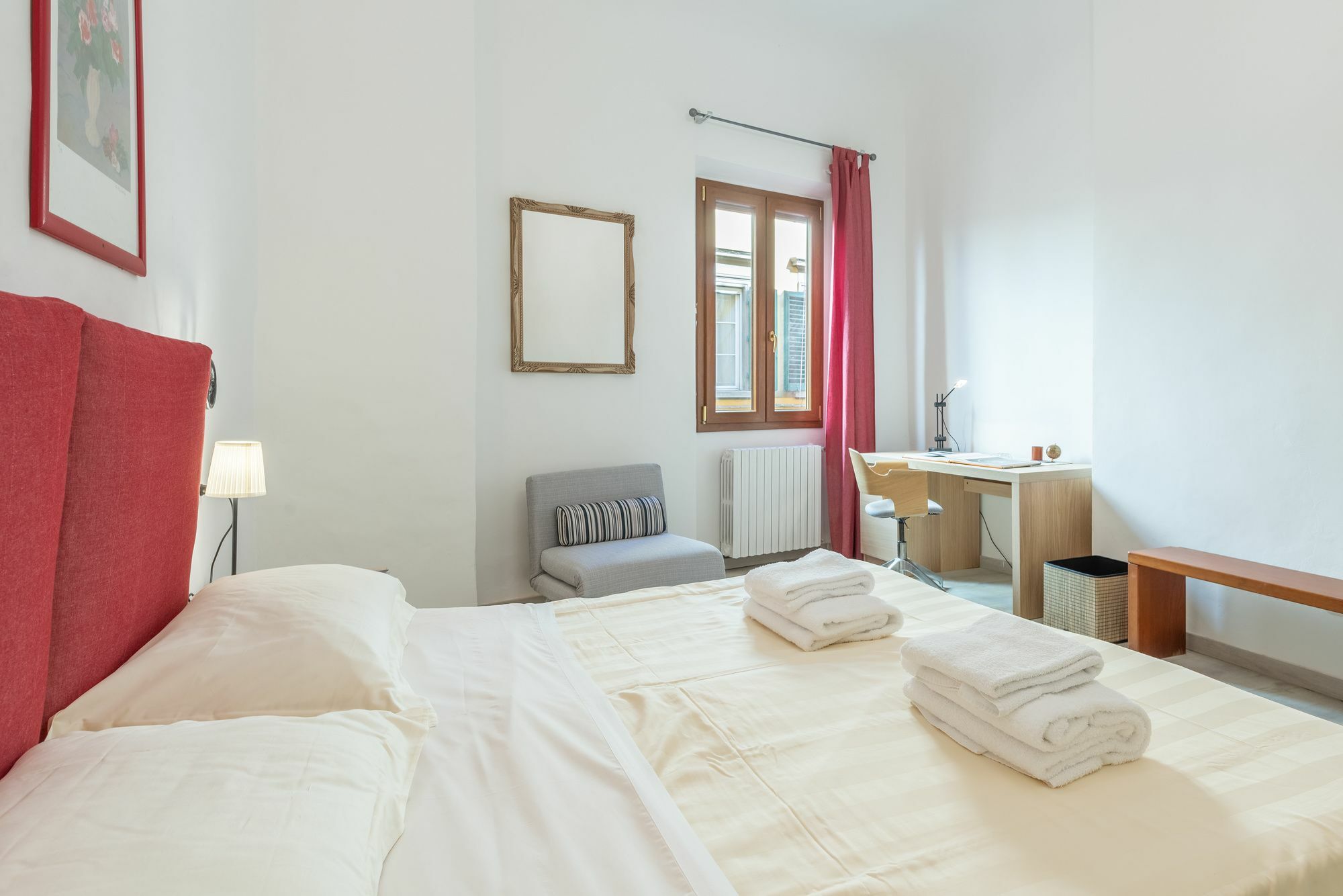 Santo Spirito 2 Bedrooms ฟลอเรนซ์ ภายนอก รูปภาพ